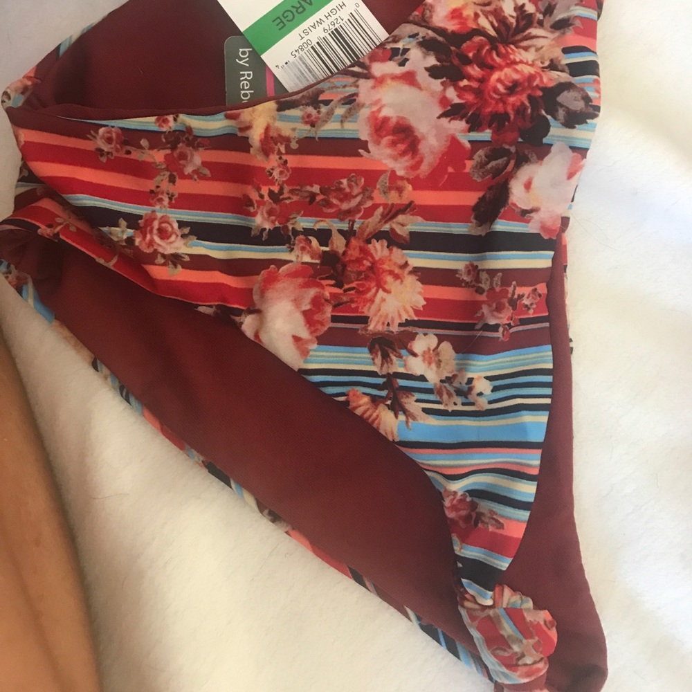 Swim suit bottoms